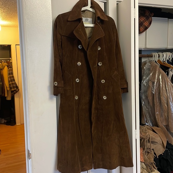 Showstopping long corduroy trench from the 70s - Picture 1 of 6